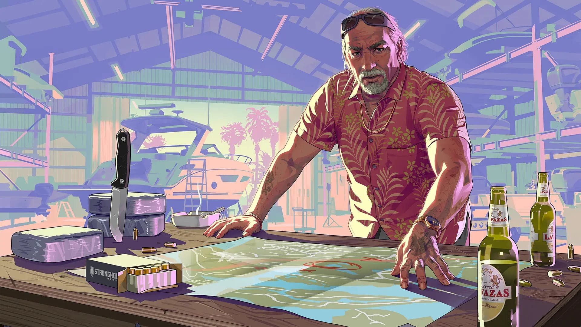 Raul Bautista dans un hangar de marina, chemise hawaii, étudiant une carte avec couteau et bières — artwork officiel Rockstar Games pour GTA 6